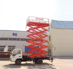 εναέρια λειτουργώντας πλατφόρμα ανελκυστήρων ψαλιδιού 9m 500Kg τοποθετημένη φορτηγό για το βάψιμο/τον καθαρισμό
